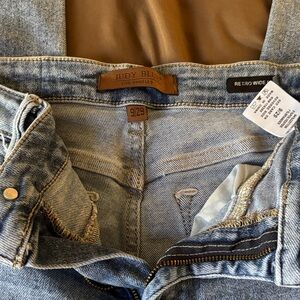 Judy Blue Light Wash Denim Jeans